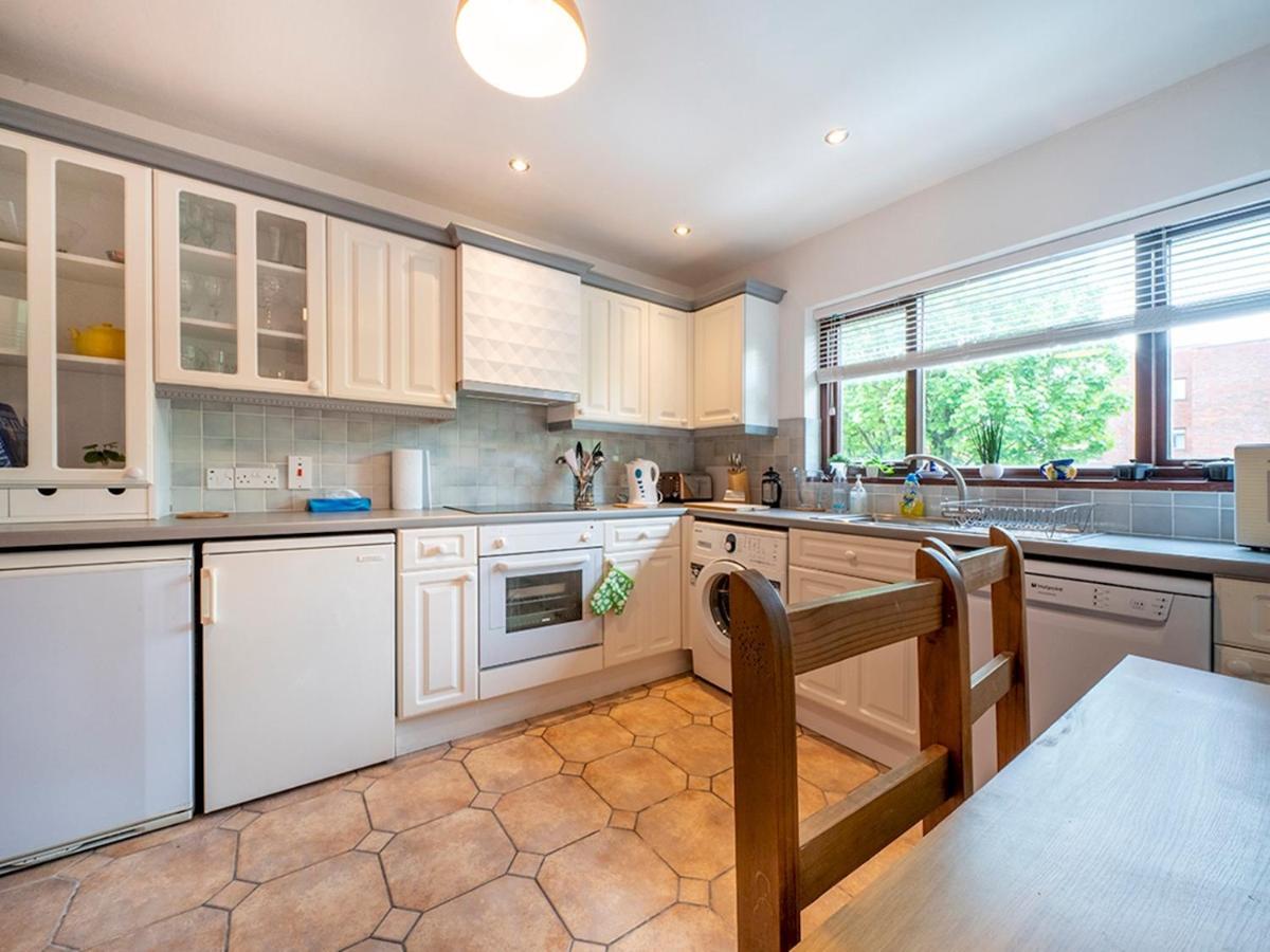 Pass The Keys Stunning 3 Bedroom Apt Leafy South Belfast With Lots Nearby Kültér fotó