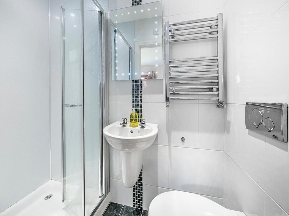 Pass The Keys Stunning 3 Bedroom Apt Leafy South Belfast With Lots Nearby Kültér fotó
